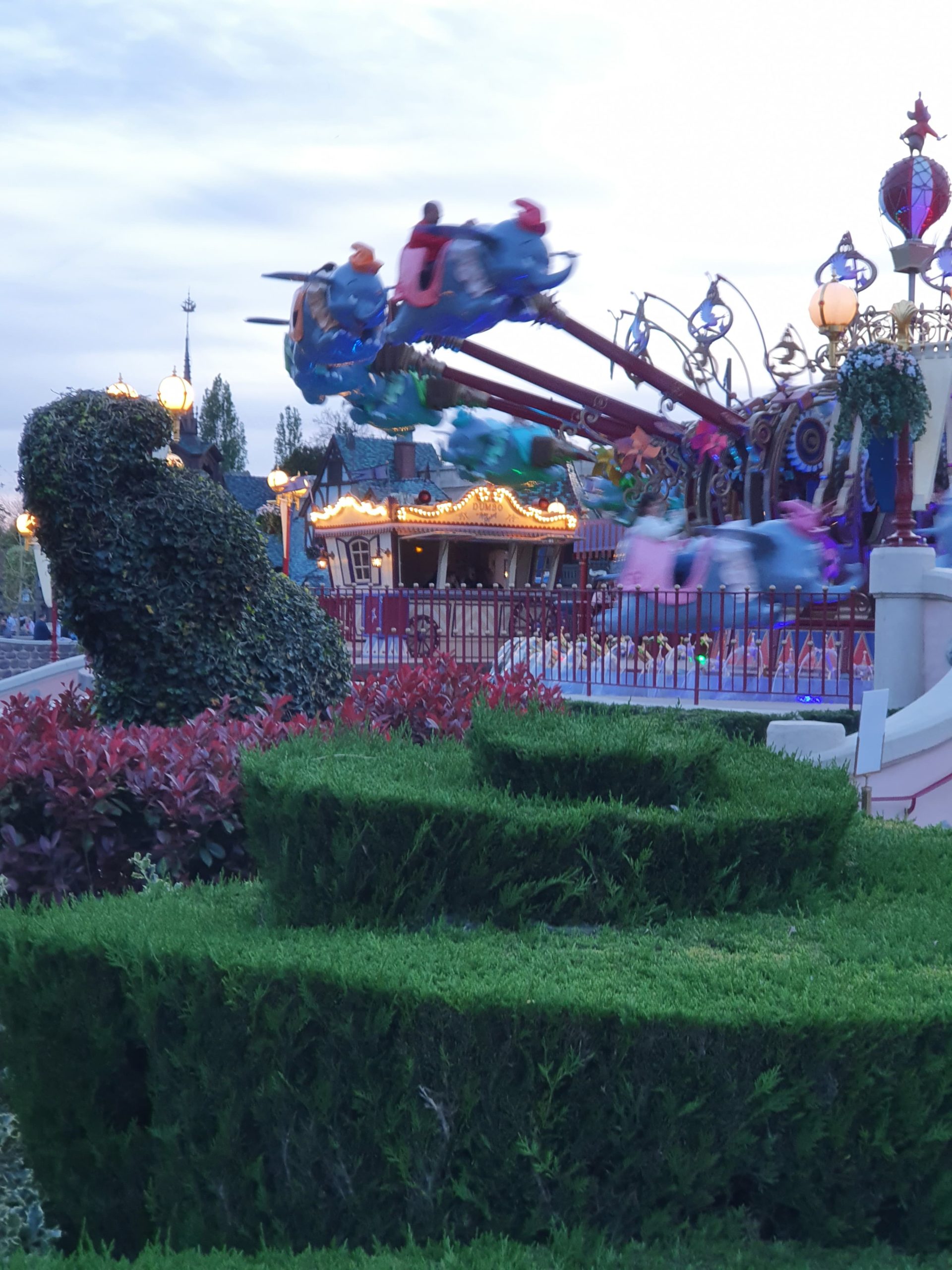 attraction deumbo disneyland paris