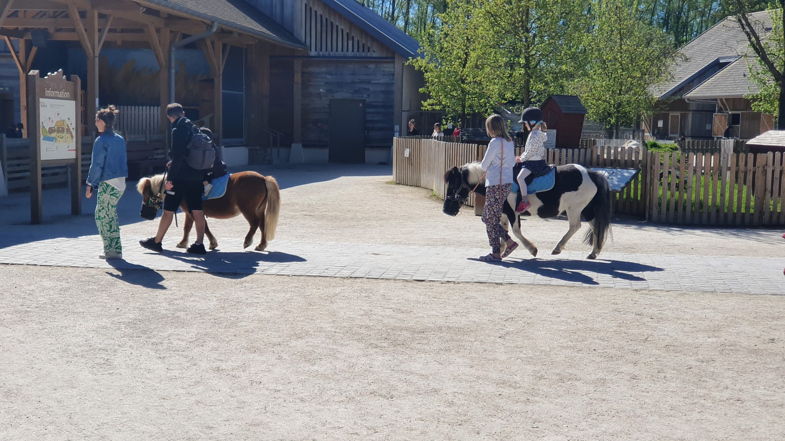 ballade à cheval center parcs village nature paris