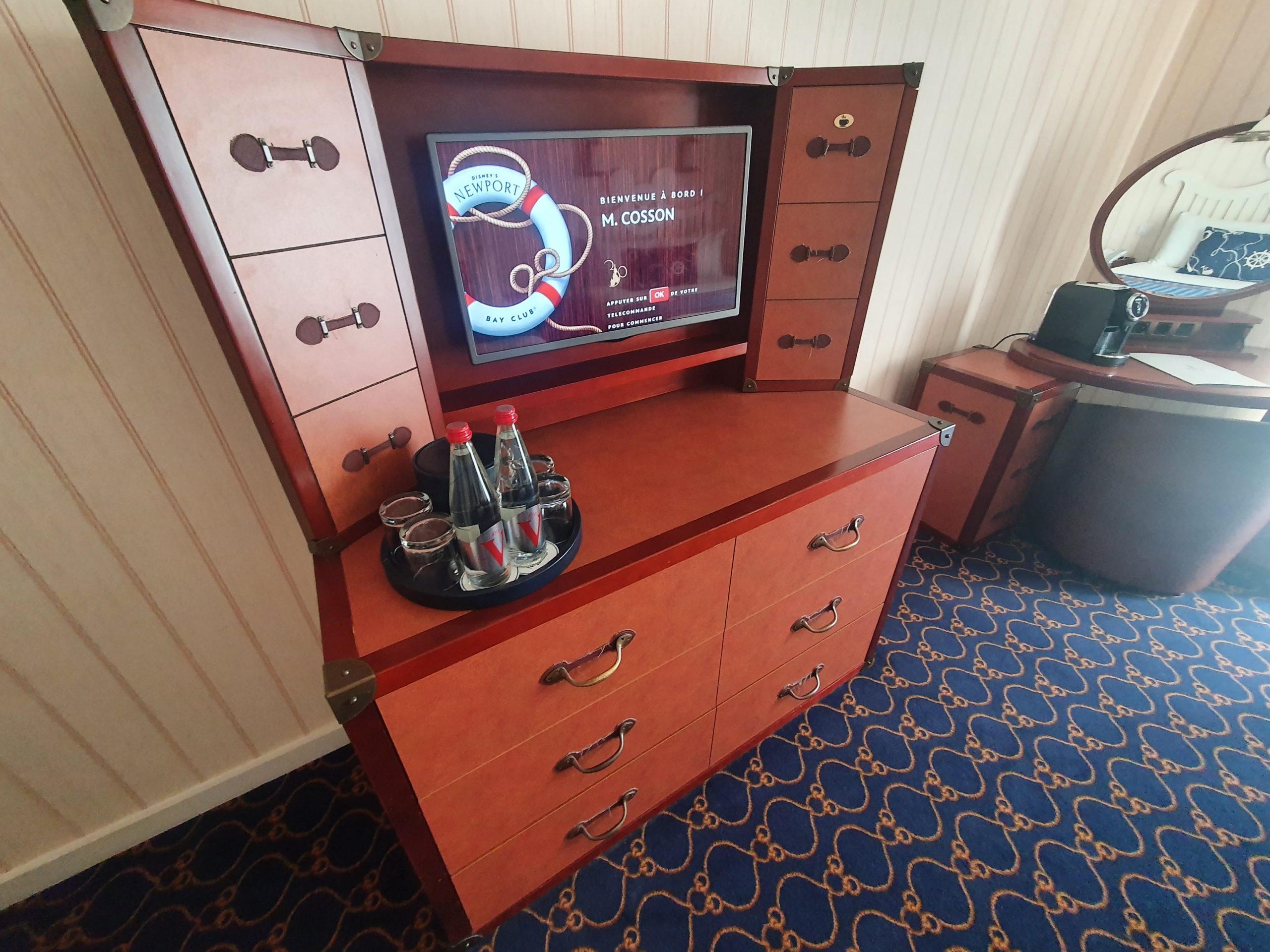 bureau hôtel Newport Bay Club de Disney Paris