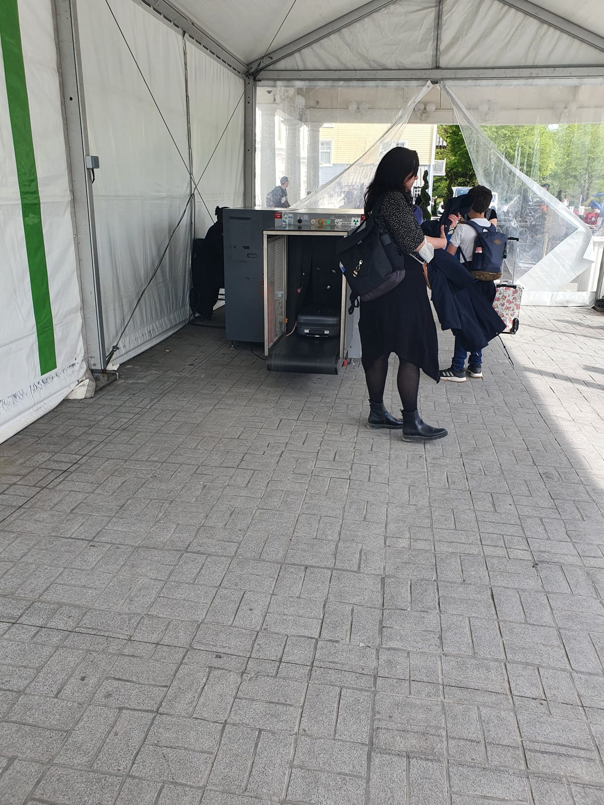 contrôle bagage hôtel Newport Bay Club de Disney Paris