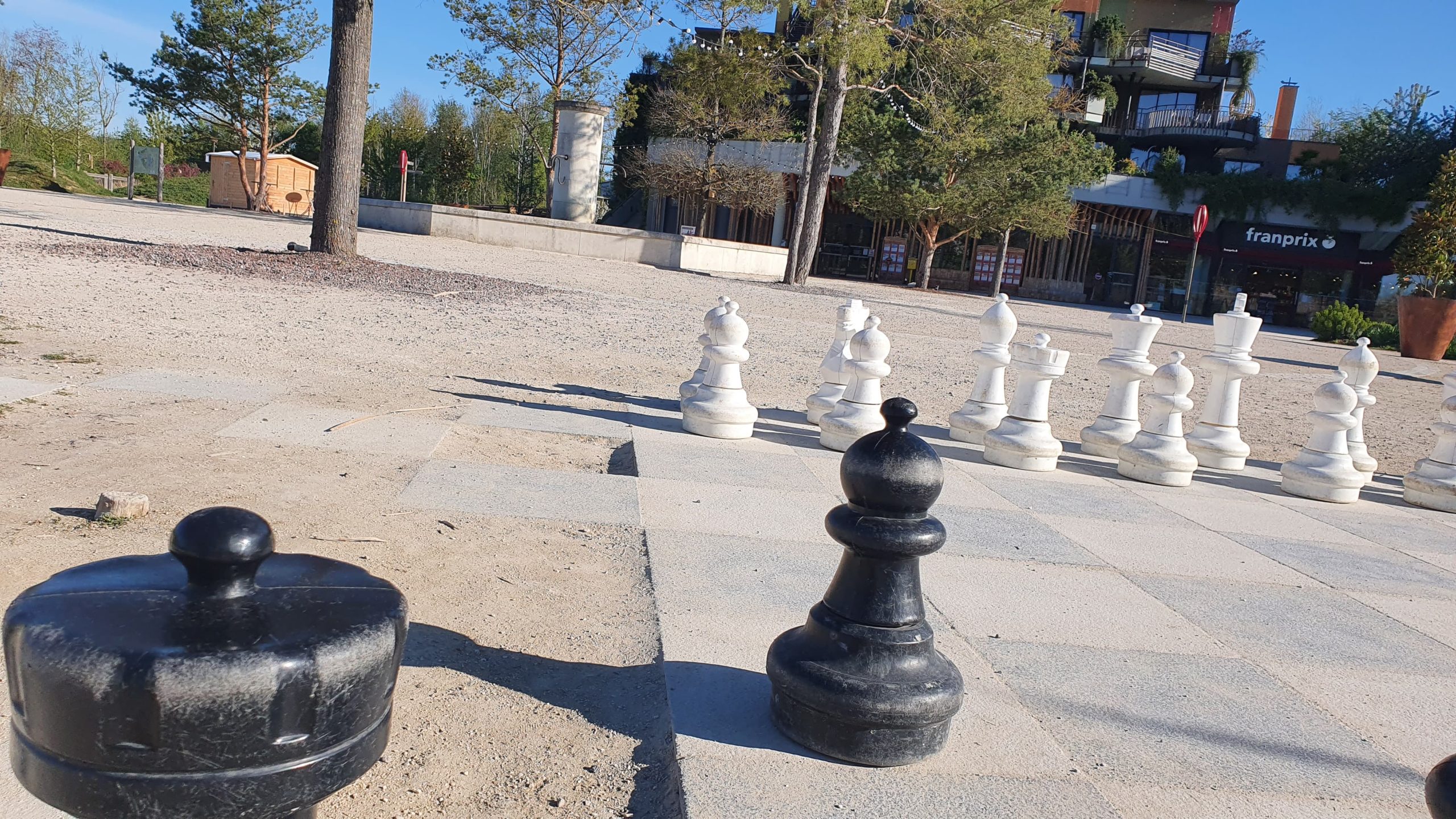 jeu echec geant center parcs village nature paris