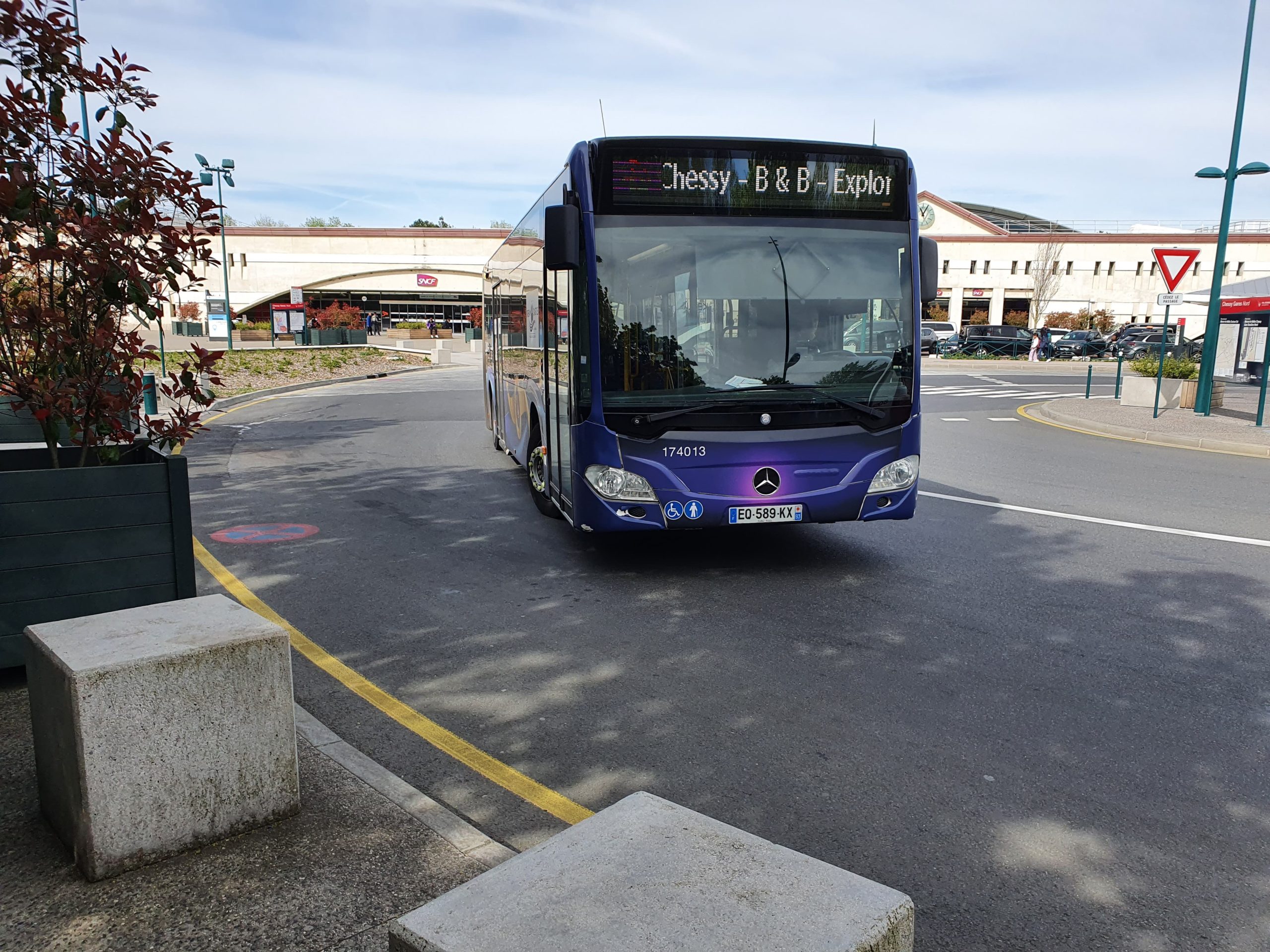 navette hôtel Newport Bay Club de Disney Paris