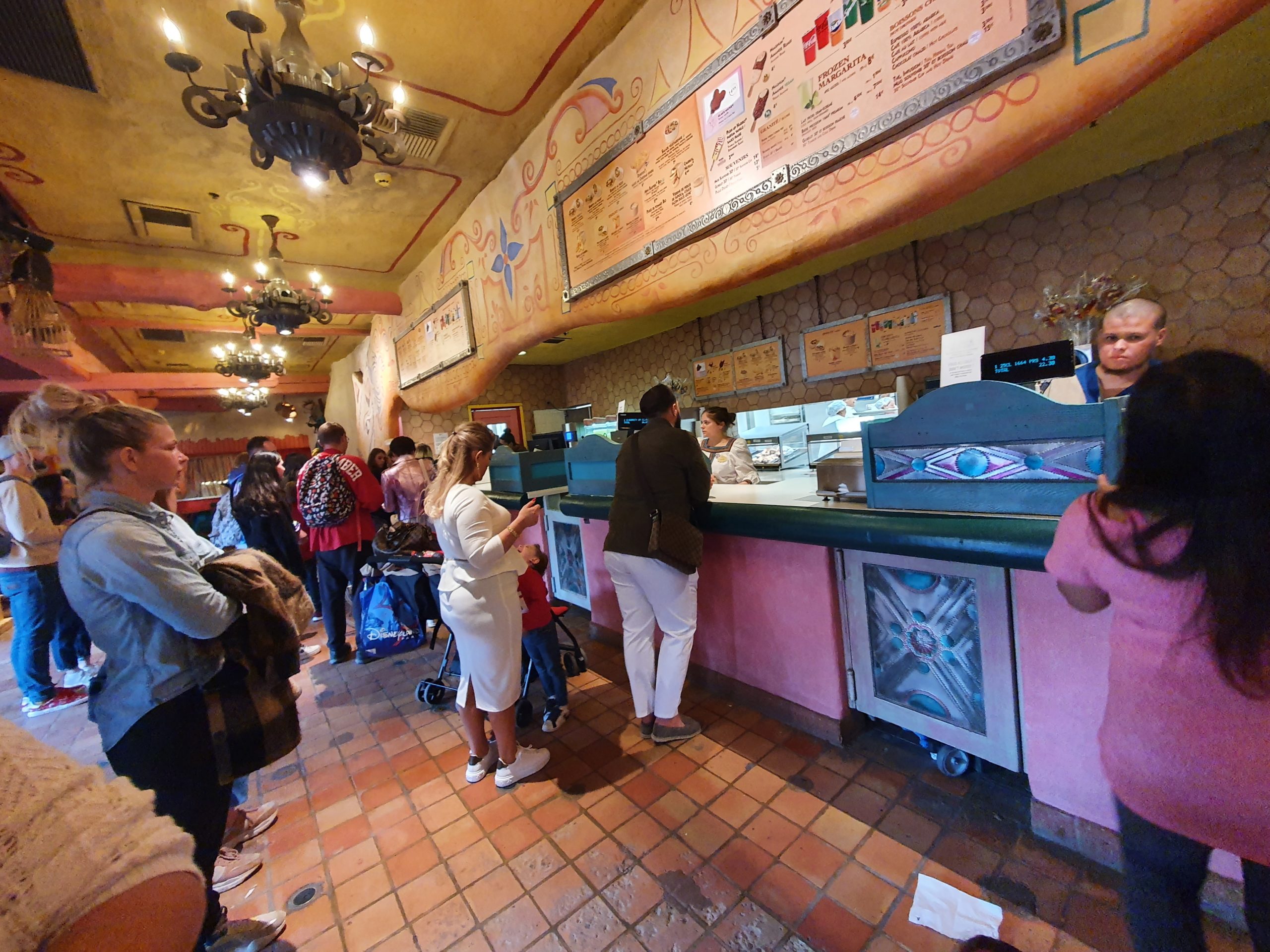 temps attente restaurant mexicain disneyland paris