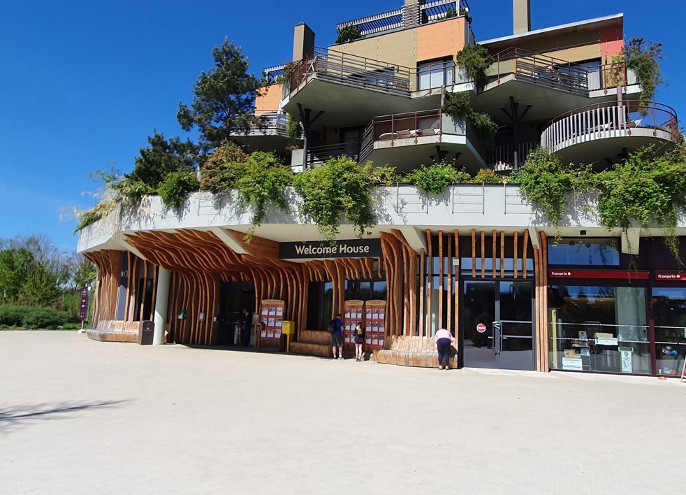welcome house center parcs village nature paris