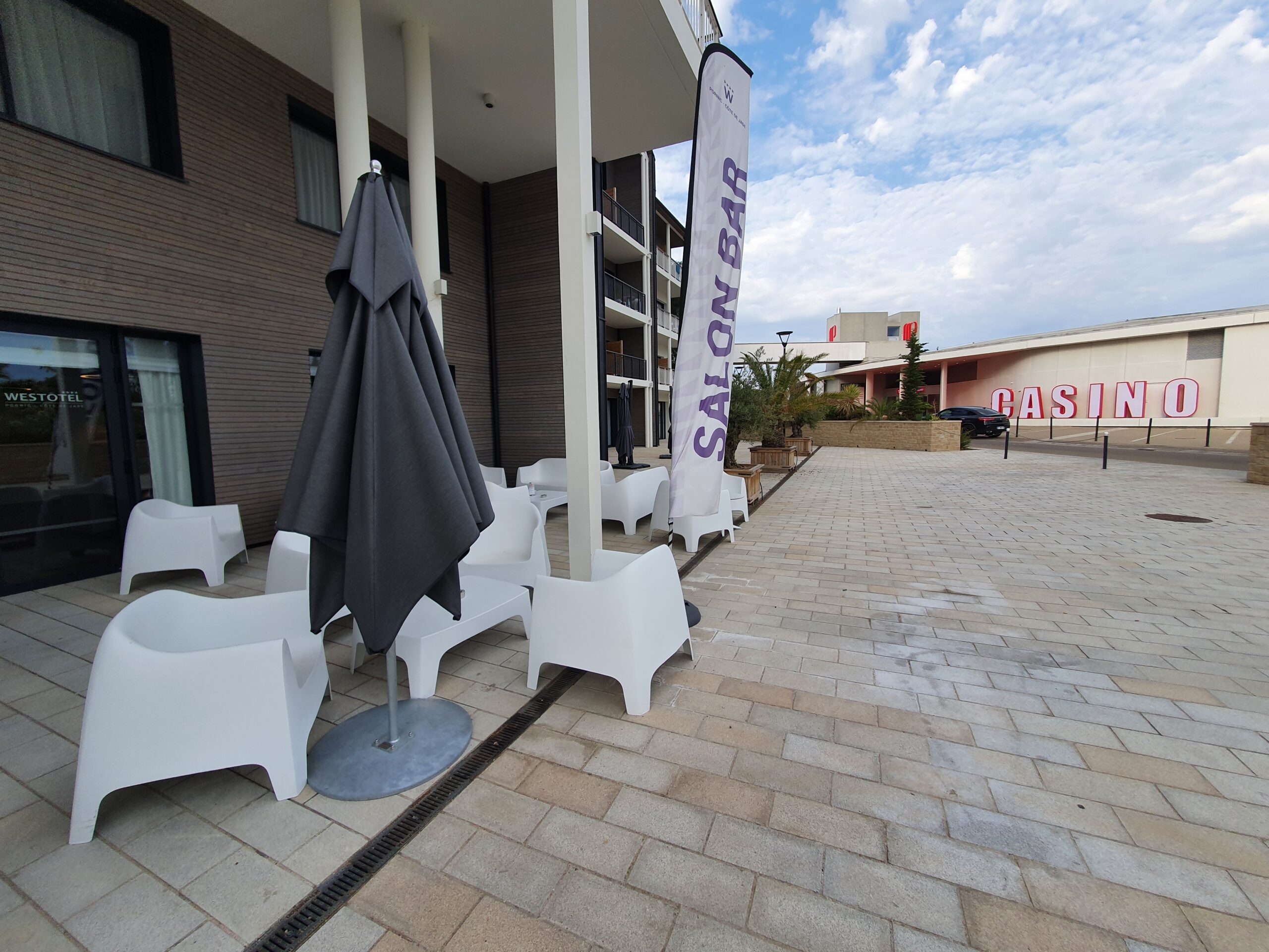 terrasse bar lounge westotel pornic