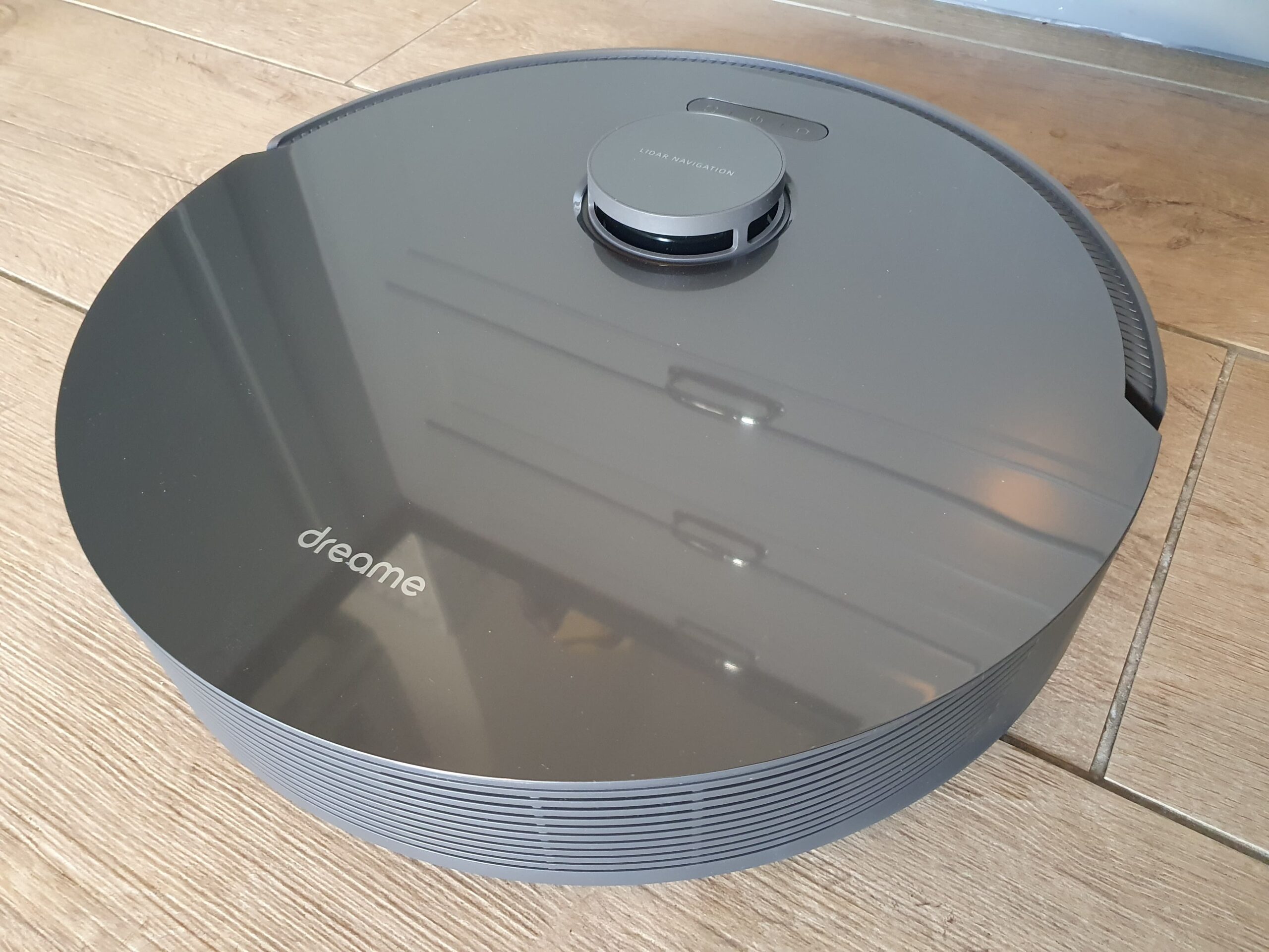 aspirateur dreamebot l10s pro vu de dessus