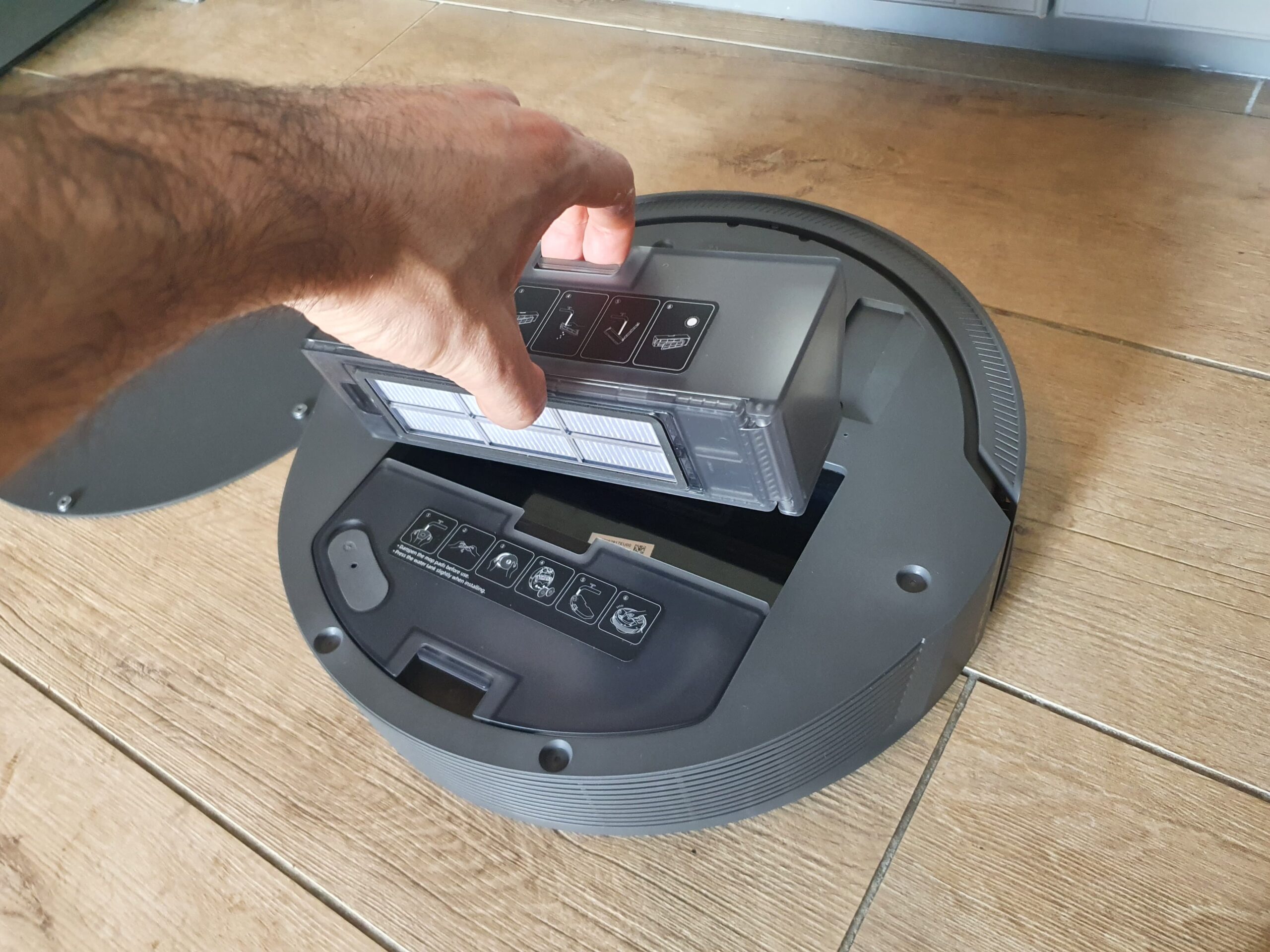 bac a eau aspirateur dreamebot l10s pro