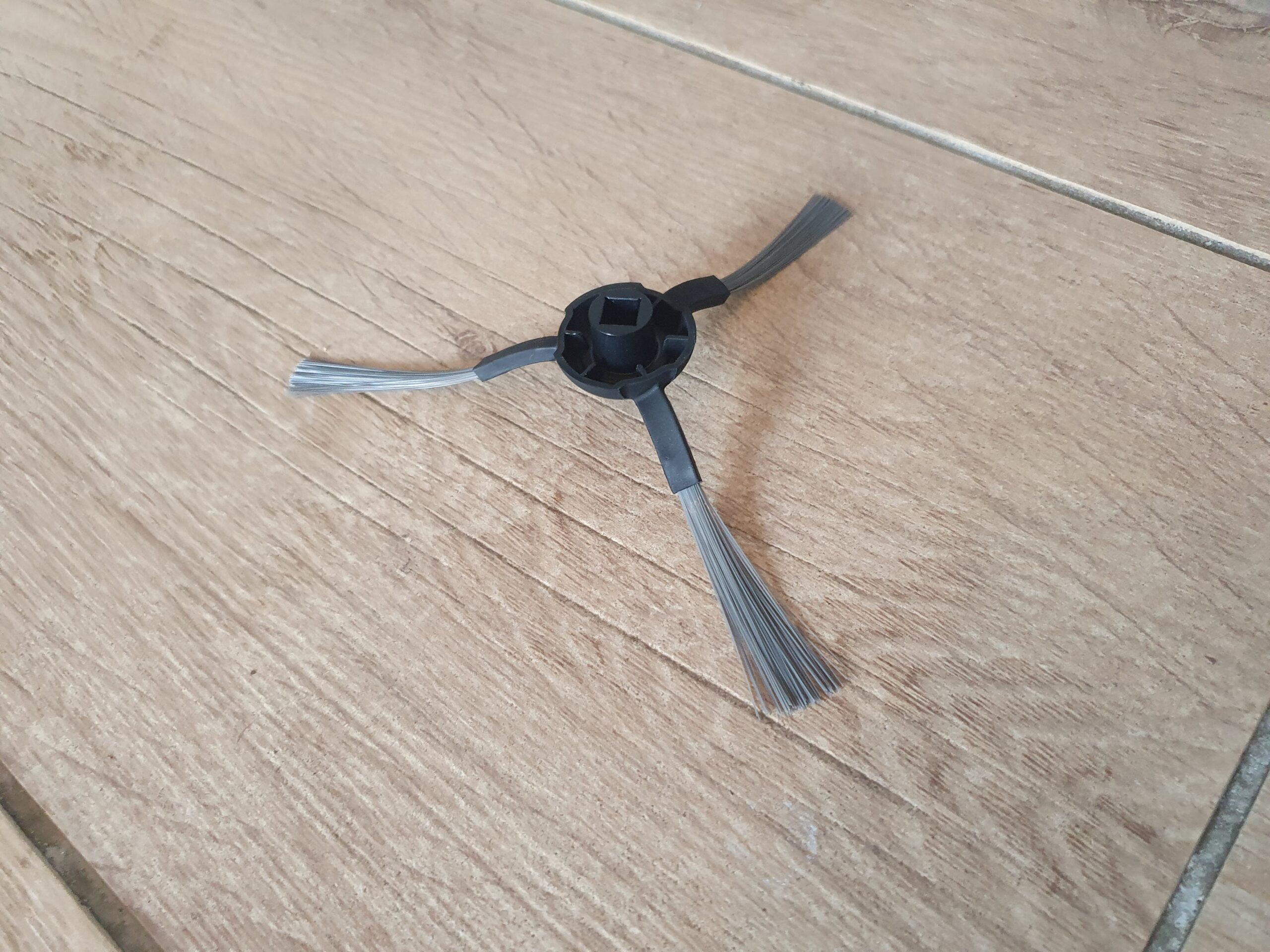 brosse latérale aspirateur dreamebot l10s pro