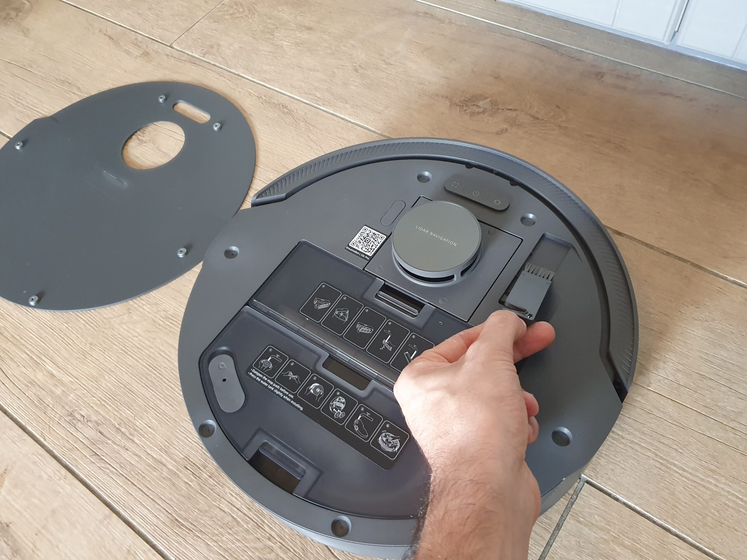 brosse nettoyage aspirateur dreamebot l10s pro