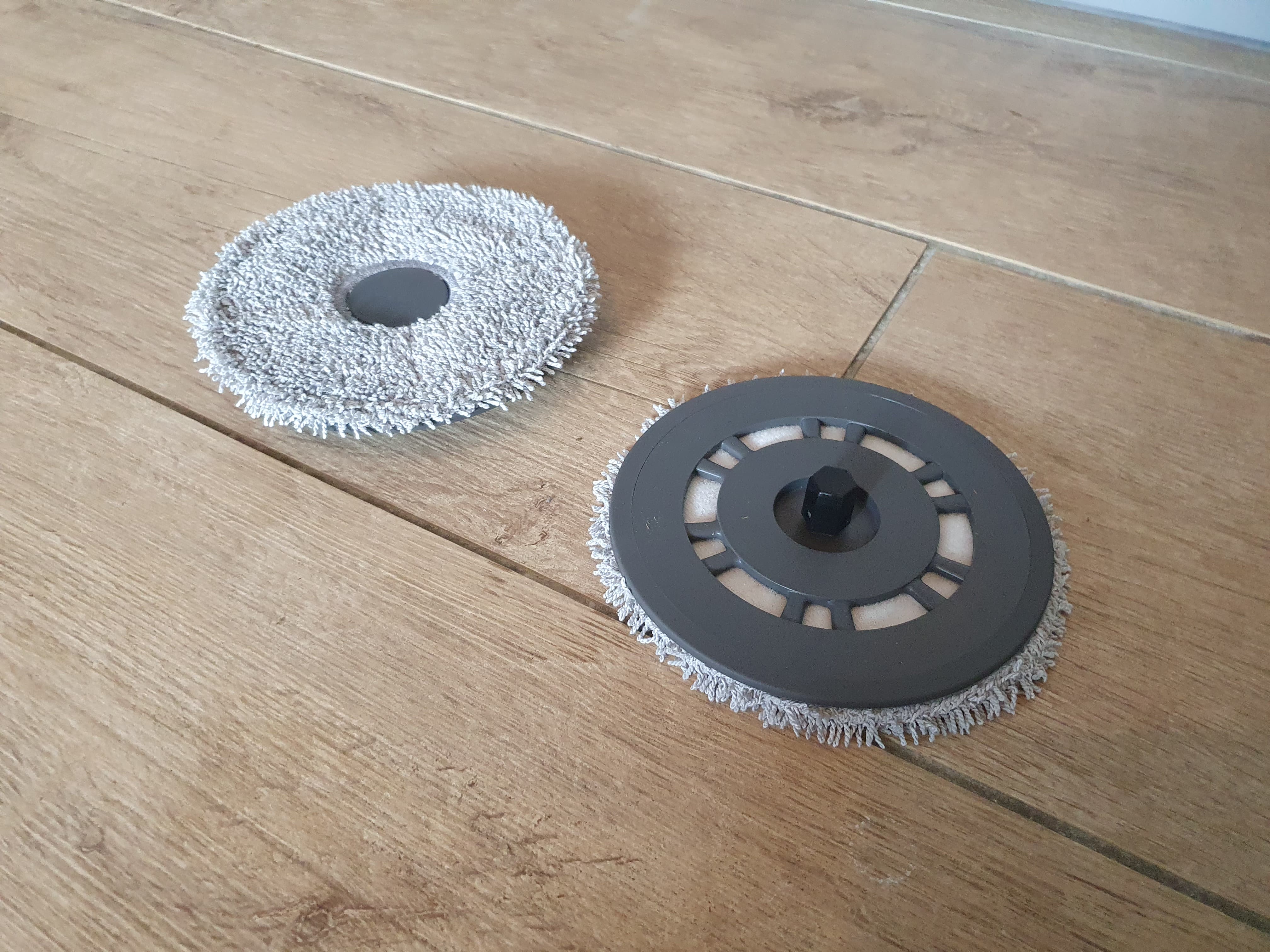 serpière et support de serpiere aspirateur dreamebot l10s pro