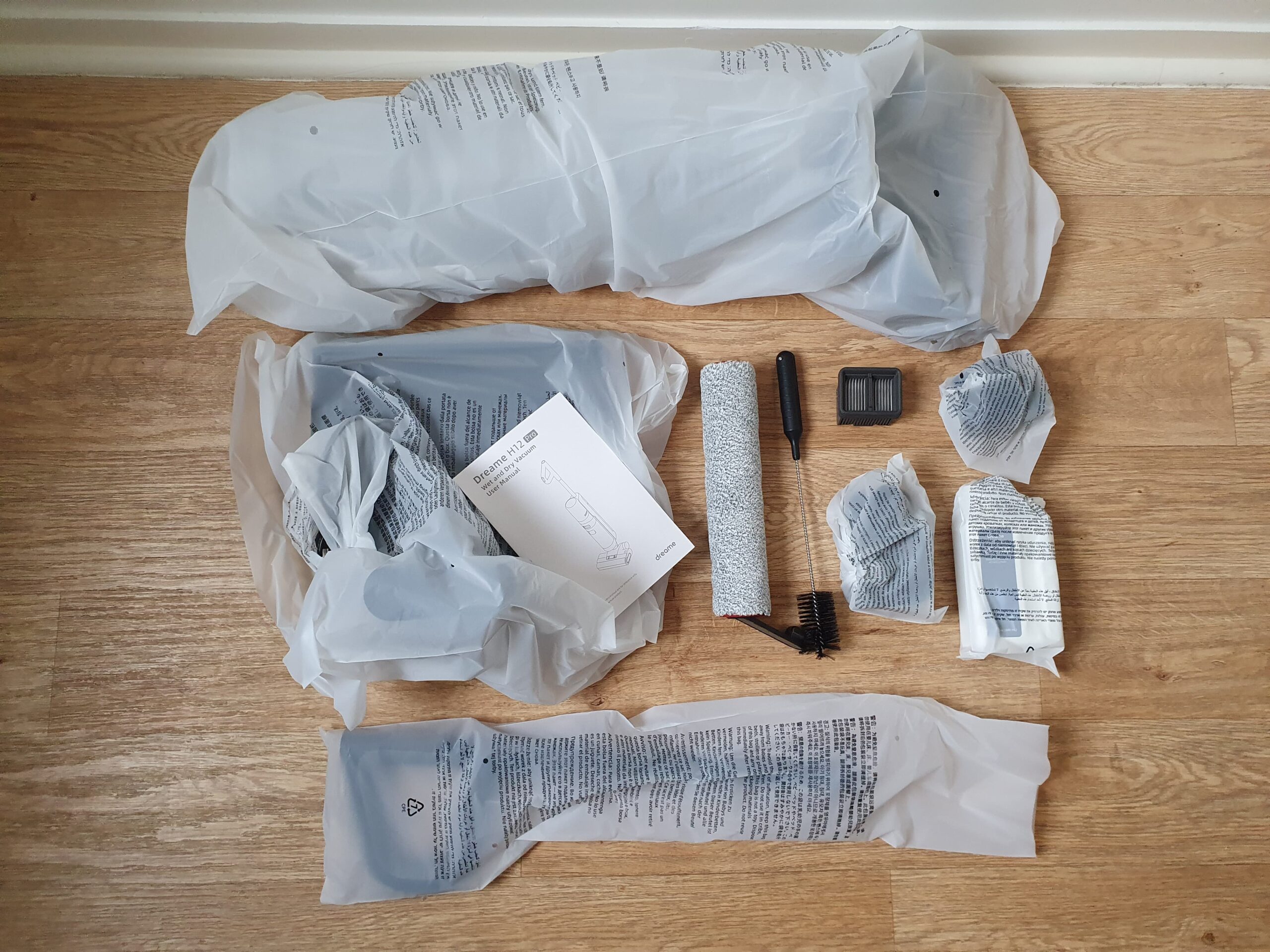 accessoires emballés aspirateur dreame h12 pro