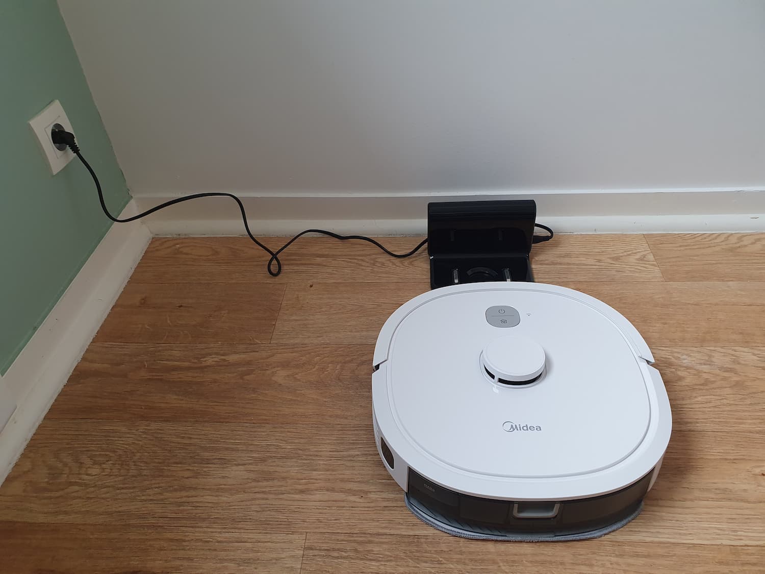 aspirtateur robot midea m6 support de charge