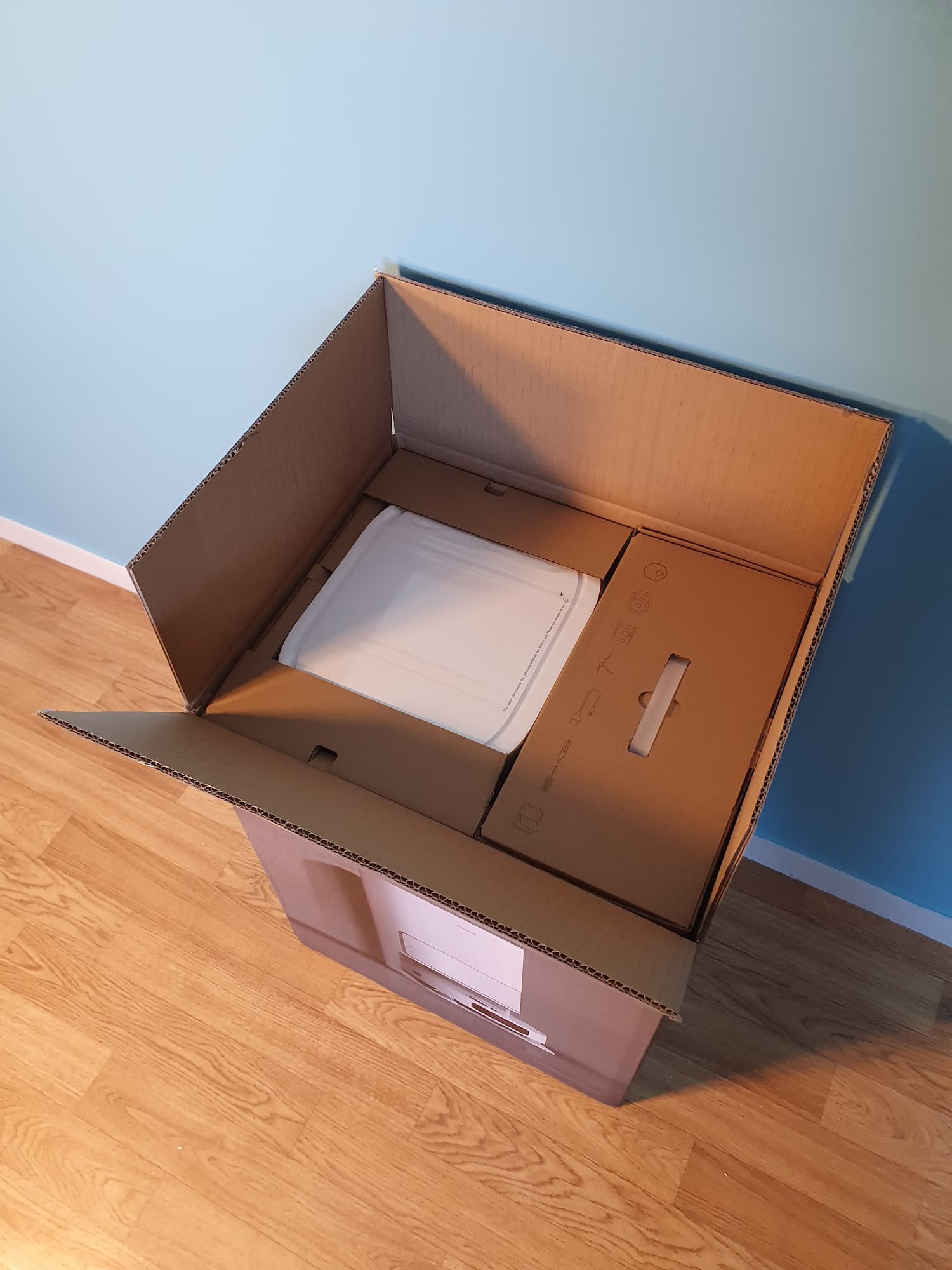 intérieur emballage dreamebot l10 ultra