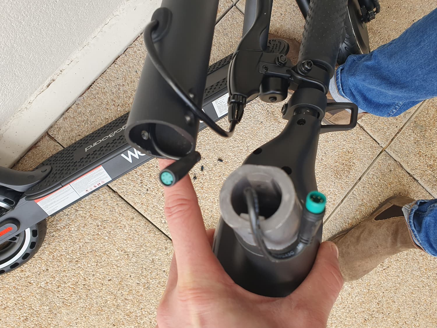 cable connection guidon cadre trottinette wegoboard