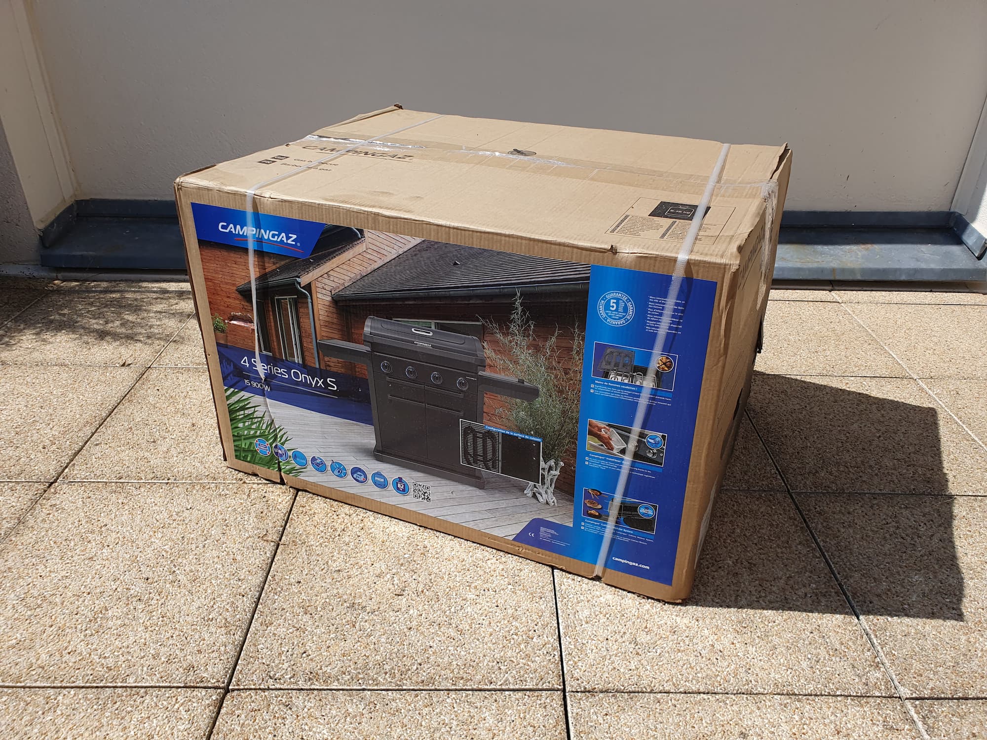 carton emballage Barbecue gaz Onyx 4 S