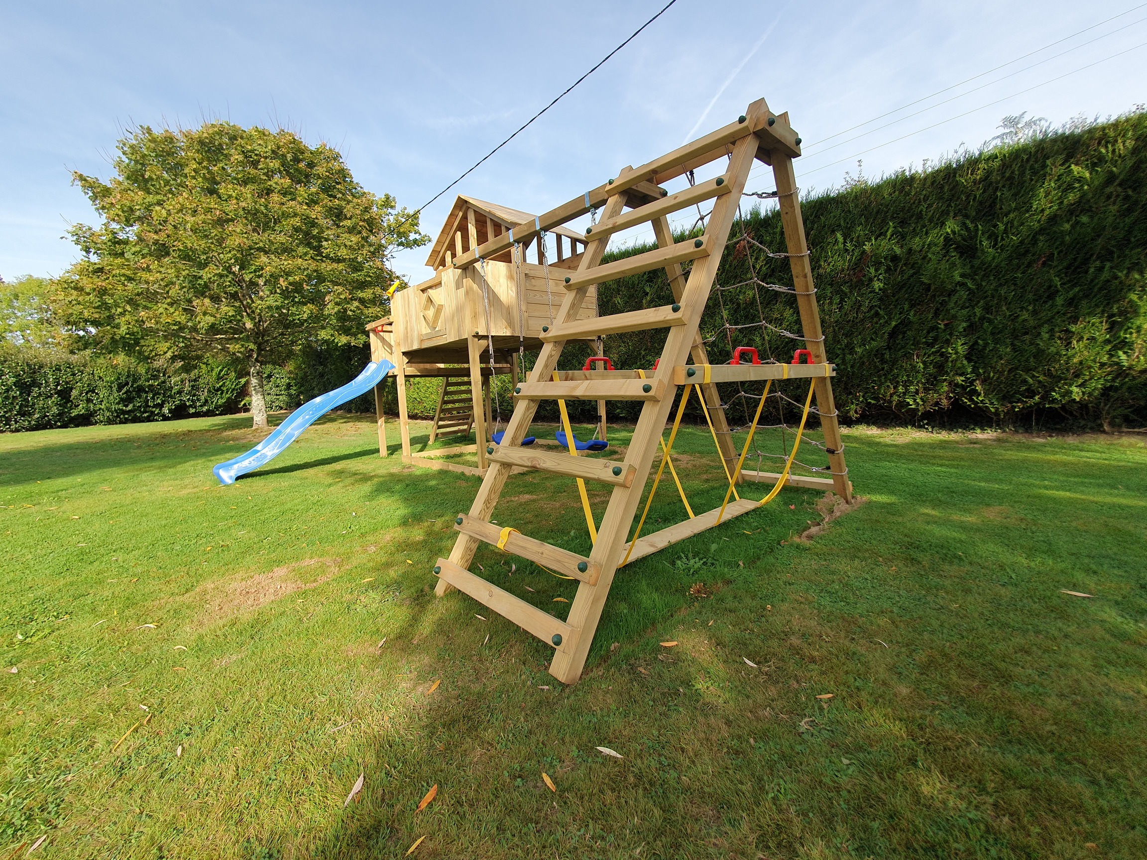 mur d'escalade aire de jeux pour enfants wickey