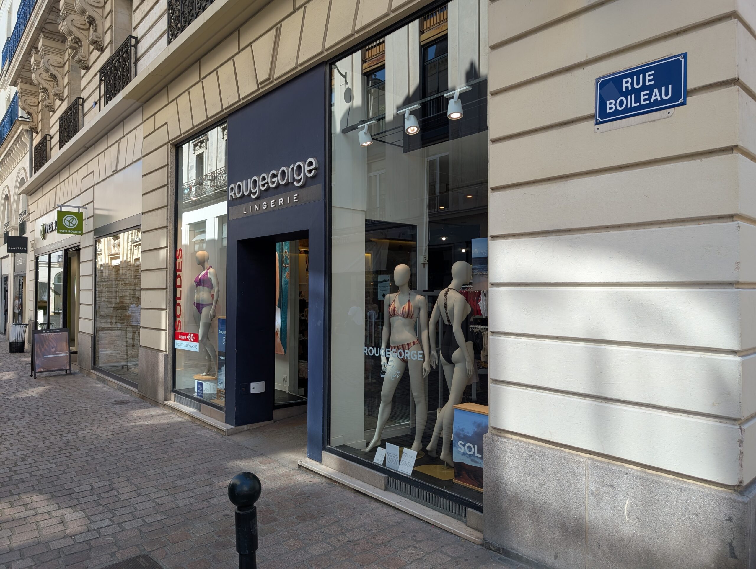 devanture magasin RougeGorge lingerie