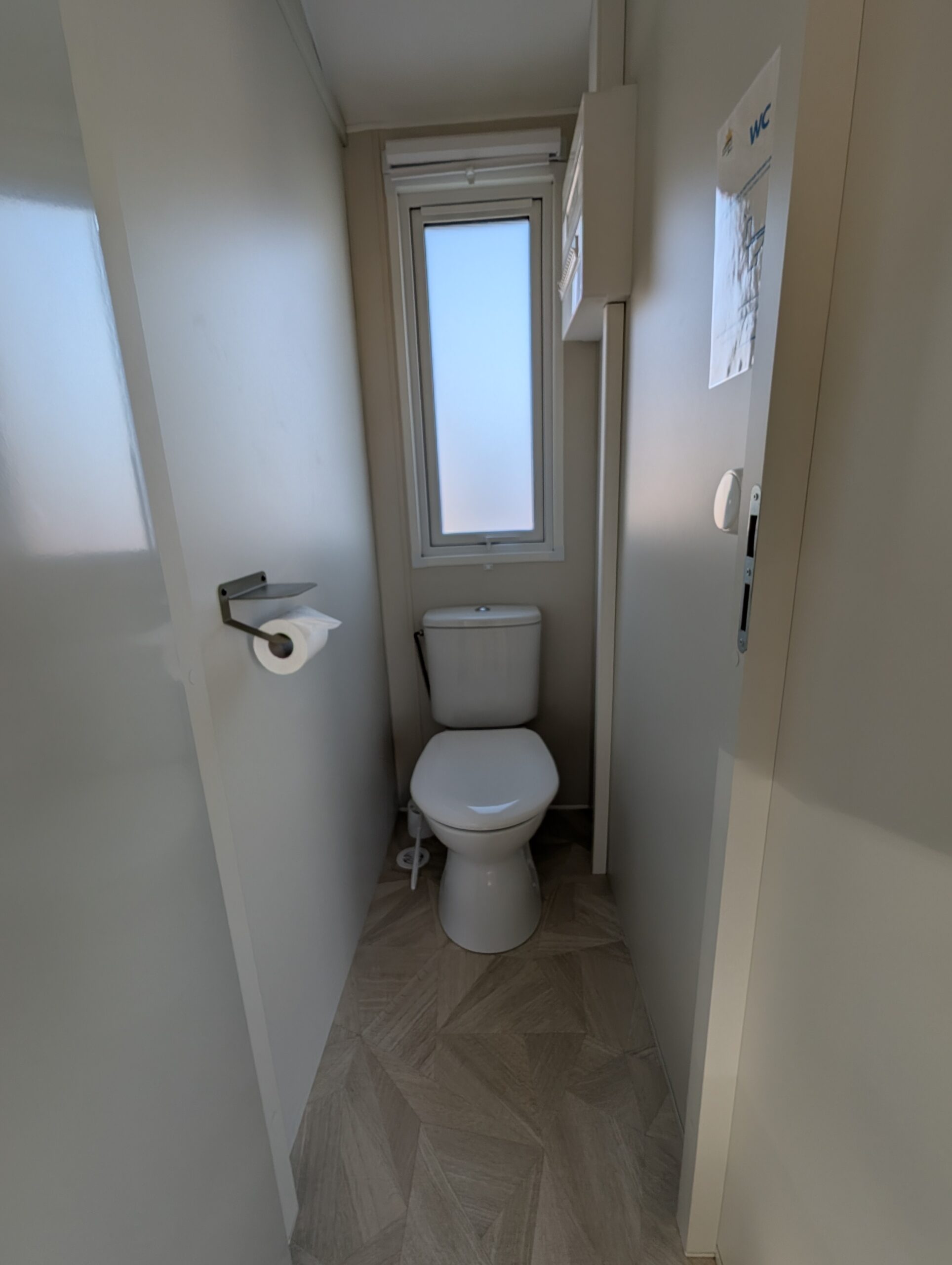 toilettes mobil-home camping Omaha Beach