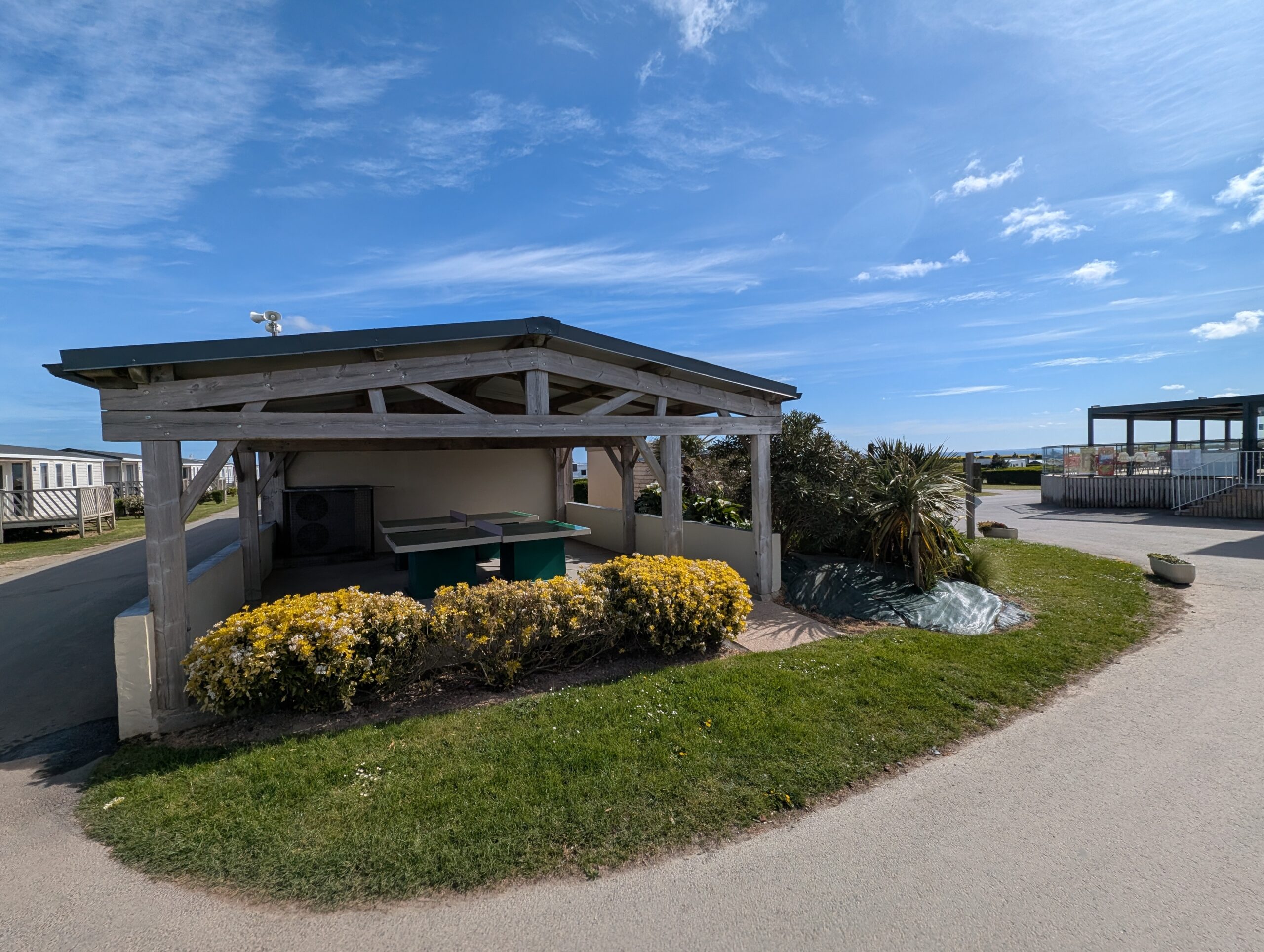 tables de ping pong camping Omaha Beach
